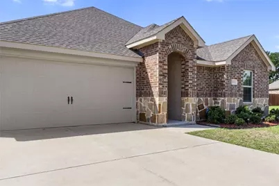 1804 Pecan Valley Drive, Kaufman, TX 75142 - Photo 1