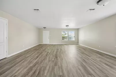3924 Estrella Court, Fort Worth, TX 76106 - Photo 8