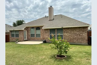 2717 Foxpoint Trail, Arlington, TX 76017 - Photo 2