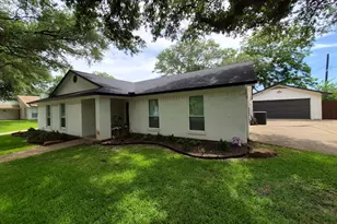 405 W Lindenwood Ln, Hewitt, TX 76643 - Photo 2