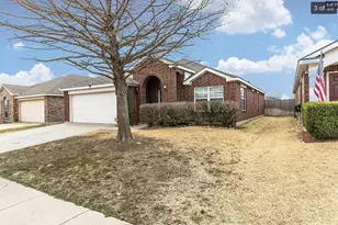 6440 Stone Lake Dr, Fort Worth, TX 76179 - Photo 4