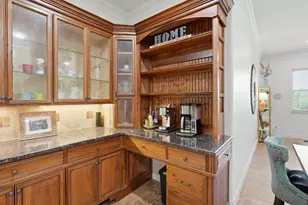 6710 Westover Dr, Granbury, TX 76049 - Photo 14