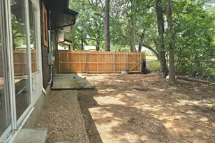 404 W Hillcrest St, Keene, TX 76059 - Photo 16