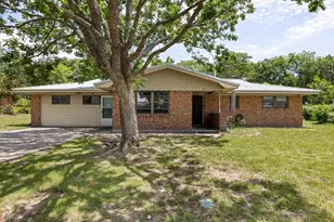 575 N Charlotte Ave, Stephenville, TX 76401 - Photo 1