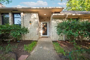 10319 Cimmaron Trail, Dallas, TX 75243 - Photo 4