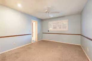 10319 Cimmaron Trail, Dallas, TX 75243 - Photo 18
