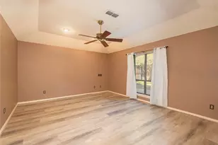 10319 Cimmaron Trail, Dallas, TX 75243 - Photo 22