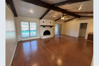 821 E Highway 199, Springtown, TX 76082 - Photo 4