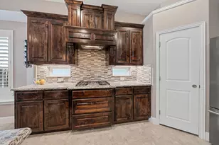 2413 Kingsgate Dr, Little Elm, TX 75068 - Photo 8