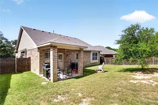 7214 Summit Parc Dr, Dallas, TX 75249 - Photo 24
