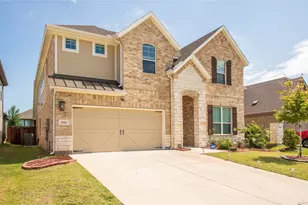 1217 Rosebay Dr, Justin, TX 76247 - Photo 2