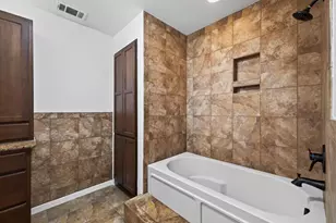 2103 Friendly Dr, Arlington, TX 76011 - Photo 26