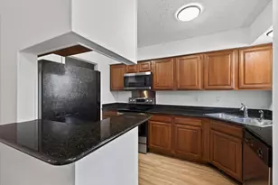 2103 Friendly Dr, Arlington, TX 76011 - Photo 14
