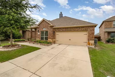 208 Whitman Drive, McKinney, TX 75072 - Photo 2