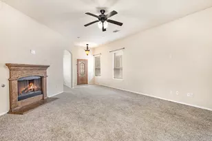 208 Whitman Dr, McKinney, TX 75072 - Photo 6