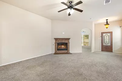 208 Whitman Drive, McKinney, TX 75072 - Photo 4