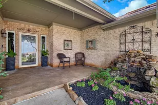 800 Joshua Dr, Burleson, TX 76028 - Photo 2