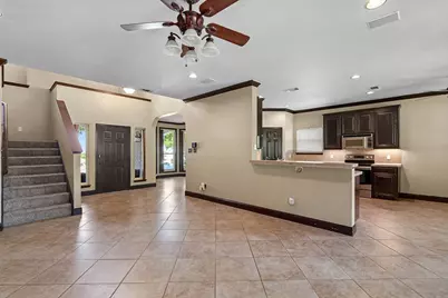 800 Joshua Drive, Burleson, TX 76028 - Photo 8