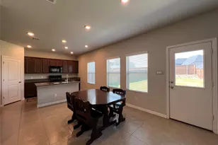 225 Lemley Dr, Fort Worth, TX 76131 - Photo 4