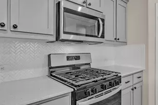 1016 Kirkham Wy, Fort Worth, TX 76247 - Photo 10