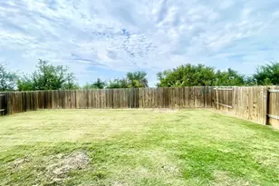 1702 Sandalwood Way, Princeton, TX 75407 - Photo 10
