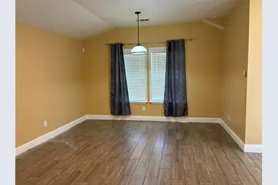 700 Stonedale Drive, Arlington, TX 76002 - Photo 4