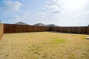 310 Mahogany Ln, Princeton, TX 75407 - Photo 20