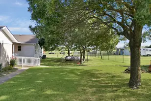 14301 County Rd 511, Venus, TX 76084 - Photo 32