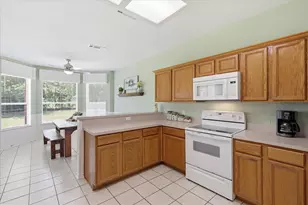 121 S Bluebonnet Cir, Justin, TX 76247 - Photo 14