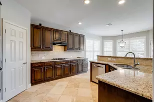 601 Coralberry Dr, McKinney, TX 75072 - Photo 10