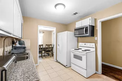 4427 Baldwin Street, Dallas, TX 75210 - Photo 8