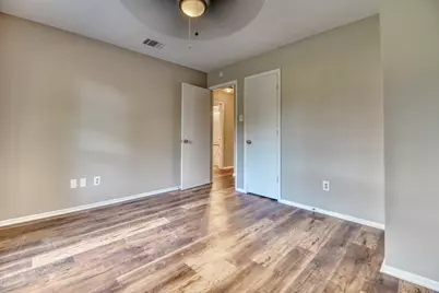 327 Southerland Avenue, Mesquite, TX 75150 - Photo 22