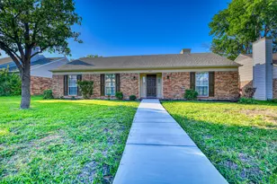 327 Southerland Ave, Mesquite, TX 75150 - Photo 1