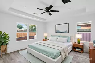 9704 Valley Mills Ln, Dallas, TX 75227 - Photo 12
