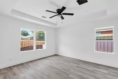 9704 Valley Mills Lane, Dallas, TX 75227 - Photo 20