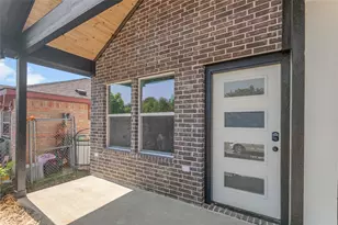9704 Valley Mills Ln, Dallas, TX 75227 - Photo 32
