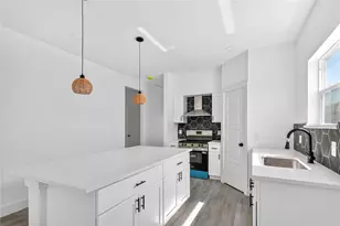 9704 Valley Mills Ln, Dallas, TX 75227 - Photo 8