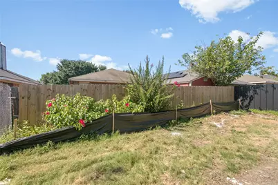 9704 Valley Mills Lane, Dallas, TX 75227 - Photo 26