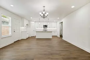 3327 Garden Ln, Dallas, TX 75215 - Photo 8