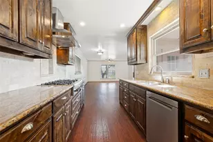 701 Brentwood Ln, Richardson, TX 75080 - Photo 2