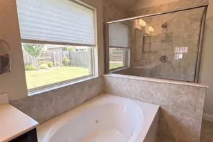 2956 Salina Dr, Grand Prairie, TX 75054 - Photo 16