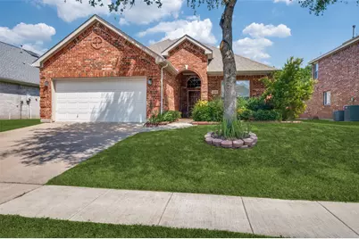 3208 Serpis, Grand Prairie, TX 75054 - Photo 1