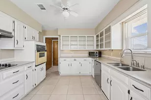 700 Panorama Loop, Waxahachie, TX 75165 - Photo 2
