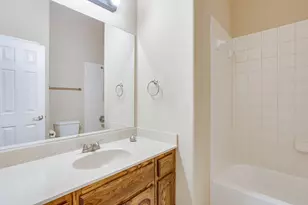 2912 Crystal Way, Grand Prairie, TX 75052 - Photo 30