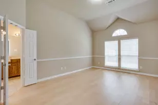 2912 Crystal Way, Grand Prairie, TX 75052 - Photo 22