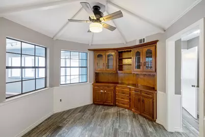 1527 Estates Way, Carrollton, TX 75006 - Photo 14
