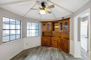 1527 Estates Way, Carrollton, TX 75006 - Photo 14