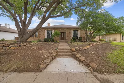 1527 Estates Way, Carrollton, TX 75006 - Photo 1