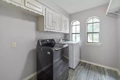 1527 Estates Way, Carrollton, TX 75006 - Photo 10
