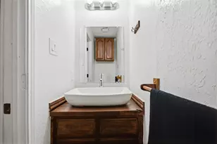 [Address not provided], Arlington, TX 76012 - Photo 12
